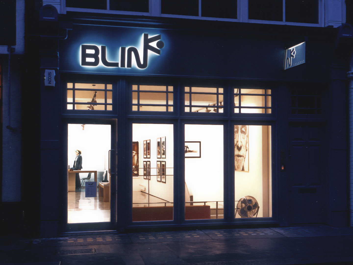 blink_gallery-photo_front